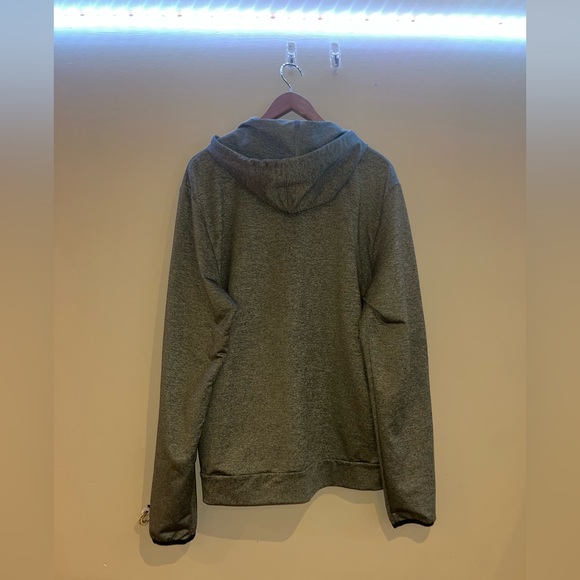 Puma sports zip up - Picture 3 of 4